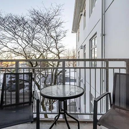 Astro Laugavegur Appartement Reykjavík Buitenkant foto