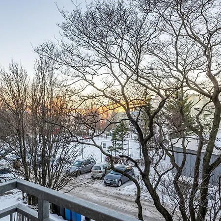 Astro Laugavegur Appartement Reykjavík Buitenkant foto